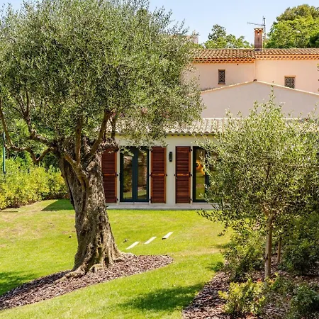 Villa Aurora *